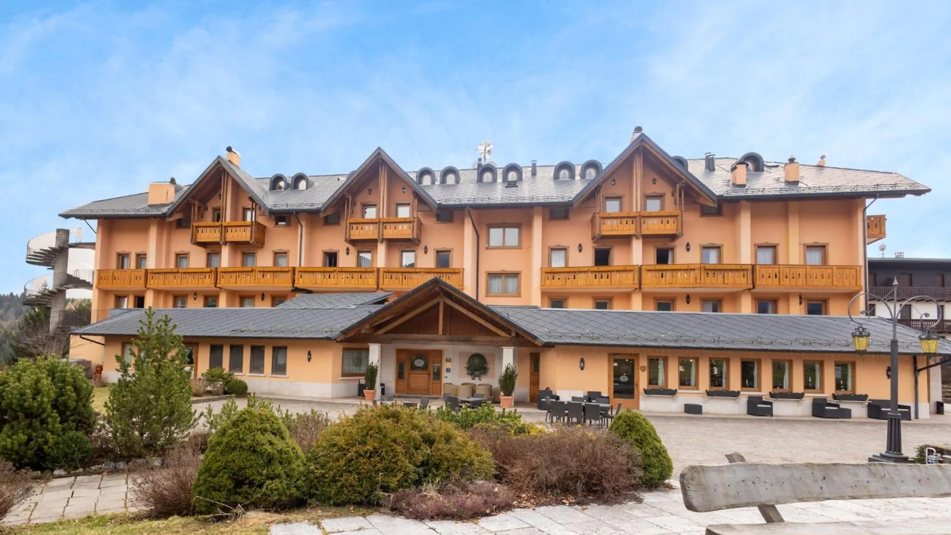Gaarten Hotel Benessere Spa By Kleos Group Collection Gallio